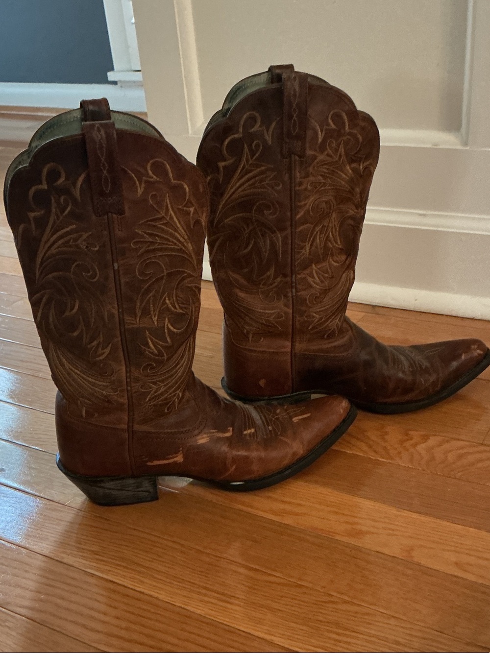 Ariat Women's Brown Leather Western Cowboy Boots - Picture 5 of 9